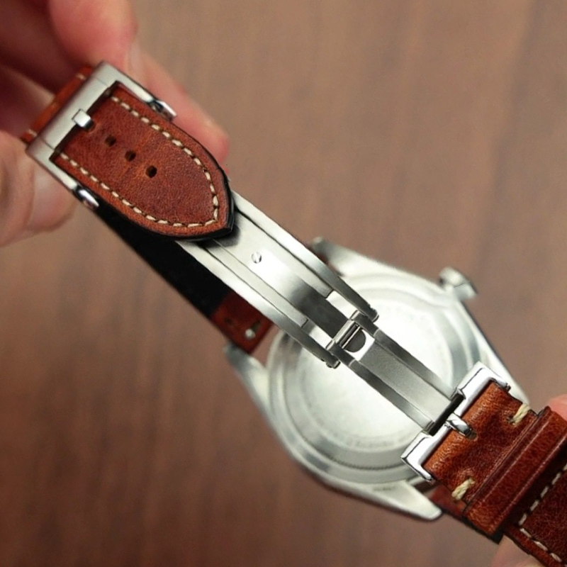 NUOVO Chiusura Deployante di L - Luxury Watch Online recensione e prezzo