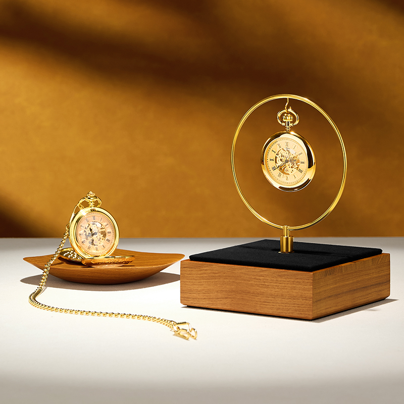 Oirlv Supporto di Lusso per Or - Luxury Watch Gold recensione e prezzo