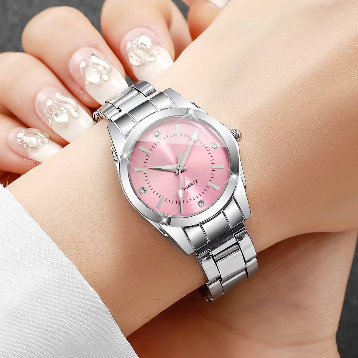 Orologi da donna con strass di - Luxury Watch Case Travel recensione e prezzo
