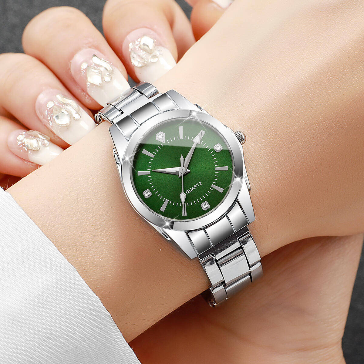 Orologi da donna con strass di - Luxury Watch Case Travel recensione e prezzo